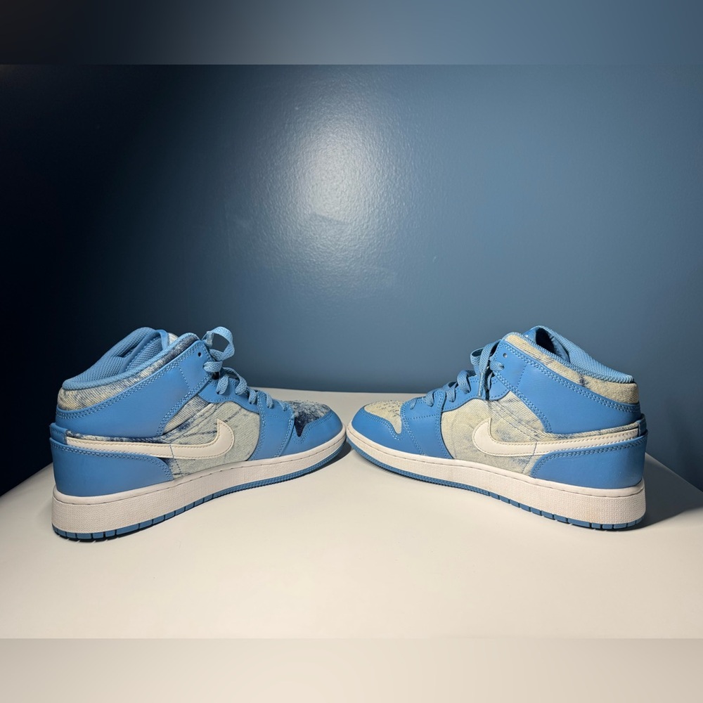 Air Jordan 1 Mid GS Washed Denim, lightly Used Sz 7Y - Picture 10 of 15